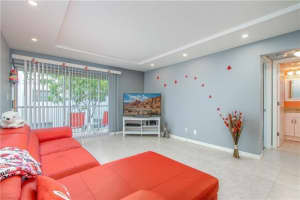 1428 SE 4th Ave, Deerfield Beach, FL 33441, Sold 08/21/19