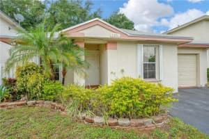 5951 Woodland Point Dr, Tamarac, FL 33319, Sold 06/20/19