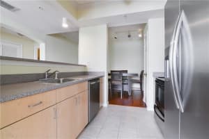533 NE 3rd Ave, Fort Lauderdale, FL 33301, Sold 09/30/19