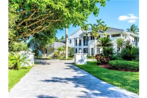 3360 Bridle Path Ln, Weston, FL 33331, Sold 04/30/20