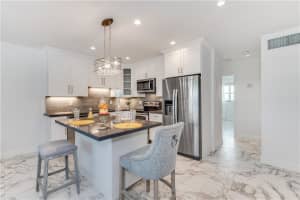 5203 NE 24th Terrace APT B310, Fort Lauderdale, FL 33308, Sold 06/18/19