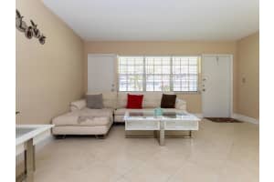 2455 NE 51st St Apt E114, Fort Lauderdale, FL 33308, Sold 06/05/19
