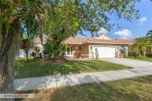 385 SW 188th Ave, Pembroke Pines, FL 33029, Sold 07/19/19