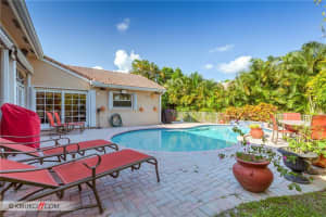 385 SW 188th Ave, Pembroke Pines, FL 33029, Sold 07/19/19