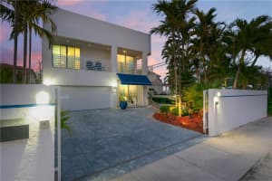 3329 NE 16th Ct, Fort Lauderdale, FL 33305, Sold 09/23/19