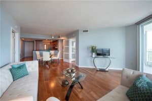 401 SW 4th Ave, Fort Lauderdale, FL 33315, Sold 12/02/19