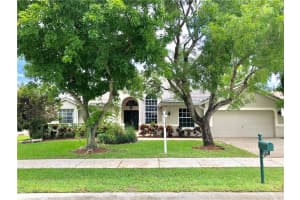 3210 Overlook Rd, Davie, FL 33328, Sold 06/18/19
