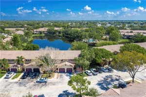 9110 Vineyard Lake Dr, Plantation, FL 33324, Sold 02/07/20