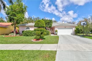 1500 SW 96th Terrace, Davie, FL 33324, Sold 08/28/19
