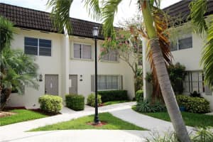9050 NW 28th St, Coral Springs, FL 33065, Sold 06/27/19