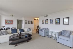 936 Intracoastal Dr #21e, Fort Lauderdale, FL 33304, Sold 06/14/19