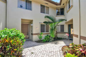 9232 NW 9th Ct, Plantation, FL 33324, Sold 09/30/19