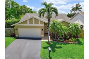 5206 NW 98th Terrace, Coral Springs, FL 33076, Sold 07/19/19