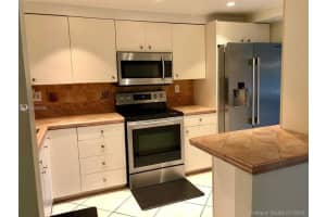 2815 NE 60th St, Fort Lauderdale, FL 33308, Sold 06/17/19