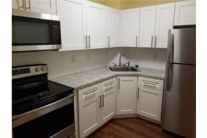 659 W Oakland Park Blvd, Wilton Manors, FL 33311, Sold 08/28/19