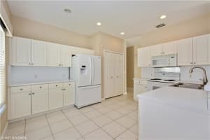 11648 NW 48th St, Tamarac, FL 33321, Sold 09/19/19