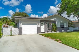 335 SW 32nd Ave, Deerfield Beach, FL 33442, Sold 10/01/19