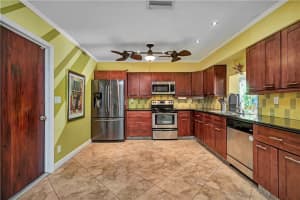 335 SW 32nd Ave, Deerfield Beach, FL 33442, Sold 10/01/19