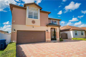 8171 NW 201st St, Hialeah, FL 33015, Sold 12/20/19