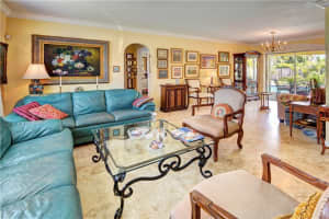 5 Burning Tree Ln, Boca Raton, FL 33431, Sold 07/18/19