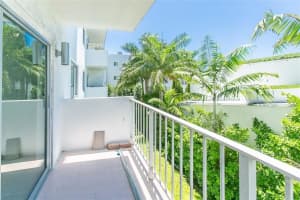 1025 Alton Rd, Miami Beach, FL 33139, Sold 03/23/20