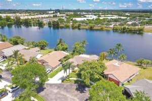10061 SW 15th Pl, Davie, FL 33324, Sold 07/29/19