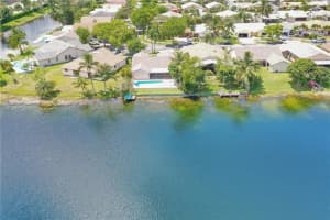 10061 SW 15th Pl, Davie, FL 33324, Sold 07/29/19