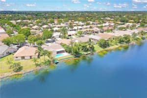 10061 SW 15th Pl, Davie, FL 33324, Sold 07/29/19