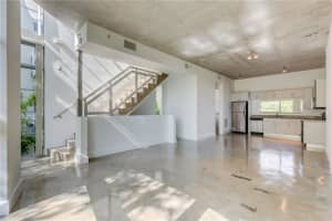 716 SE 12th St, Fort Lauderdale, FL 33316, Sold 08/07/19