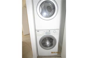 142 S Laurel Dr, Margate, FL 33063, Sold 02/13/20