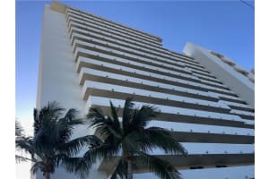 2200 NE 33rd Ave #15f, Fort Lauderdale, FL 33305, Sold 08/02/19