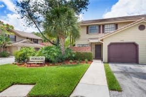 9093 Vineyard Lake Dr, Plantation, FL 33324, Sold 08/01/19