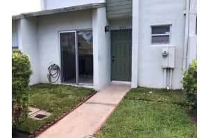 853 Crystal Lake Dr, Pompano Beach, FL 33064, Sold 08/29/19