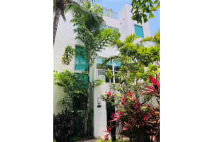 781 NE 4th Ave, Fort Lauderdale, FL 33304, Sold 07/18/19