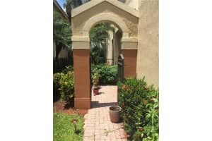 4250 Vineyard Cir, Weston, FL 33332, Sold 09/09/19
