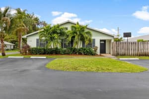 4378 Walden Cir, Lake Worth, FL 33463, Sold 08/13/19