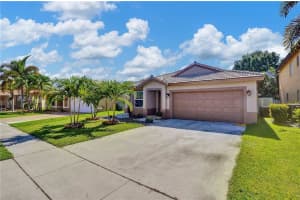 2273 NW 208th Terrace, Pembroke Pines, FL 33029, Sold 08/12/19
