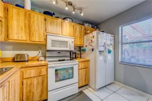 10923 NW 29th Ct, Sunrise, FL 33322, Sold 10/30/19