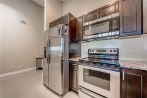 9957 NW 45th St, Sunrise, FL 33351, Sold 08/06/19