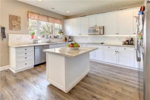 10482 NW 60th Pl, Parkland, FL 33076, Sold 08/29/19