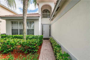 6771 NW 34th St, Margate, FL 33063, Sold 08/19/19