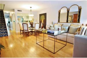 6039 Bayview Dr, Fort Lauderdale, FL 33308, Sold 07/31/19