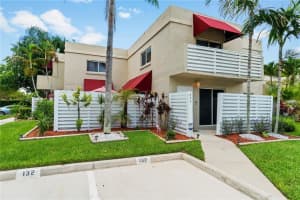 553 NW 98th Ave, Plantation, FL 33324, Sold 07/23/19