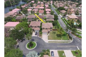 2101 NW 100th Ave, Pembroke Pines, FL 33024, Sold 10/07/19