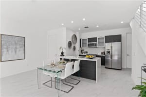 1025 NE 18th Ave, Fort Lauderdale, FL 33304, Sold 11/15/19