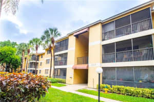 3013 N Oakland Forest Dr, Oakland Park, FL 33309, Sold 09/27/19