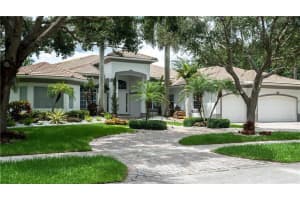 13109 SW 43rd St, Davie, FL 33330, Sold 03/17/20