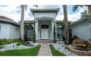 13109 SW 43rd St, Davie, FL 33330, Sold 03/17/20