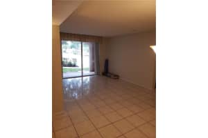 8000 N Nob Hill Rd, Tamarac, FL 33321, Sold 08/20/19