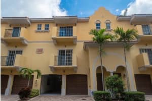 2512 SW 14th Ave, Fort Lauderdale, FL 33315, Sold 09/20/19